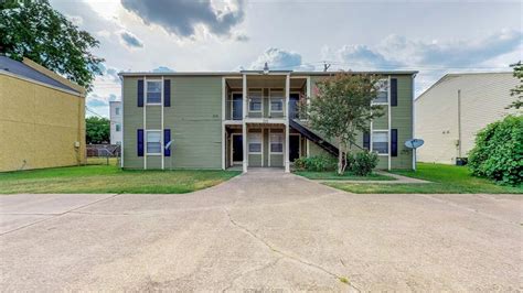 Each Apartments. . Houses for rent college station